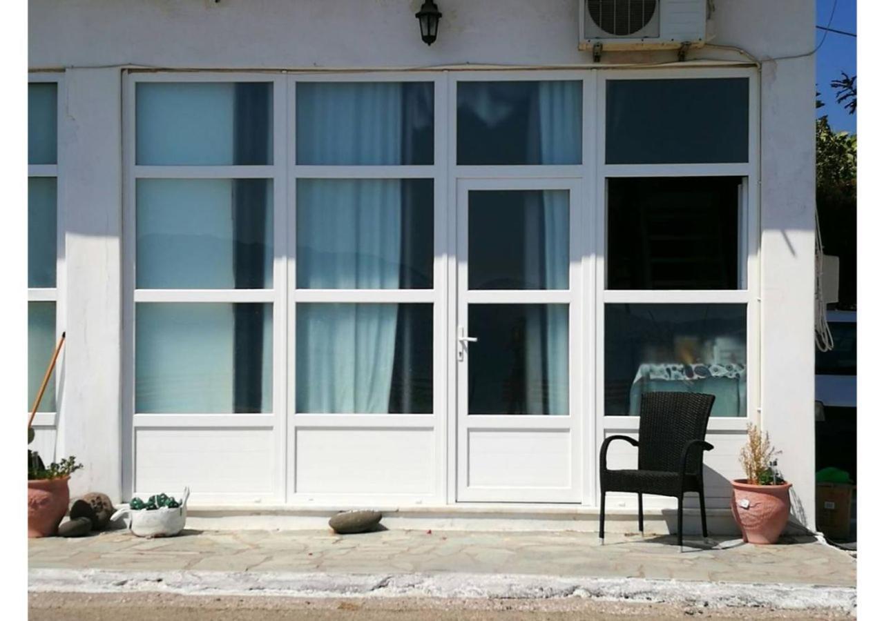 Kikilia'S & Stelio'S Apartments Adamantas  Exterior photo